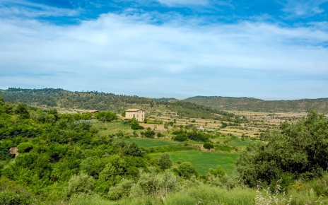 Tu casa rural en la distancia